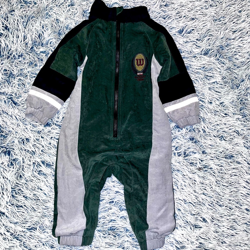 *LIMITED EDITION* KITH Collab with Wilson ~ Baby 1Piece Outfit